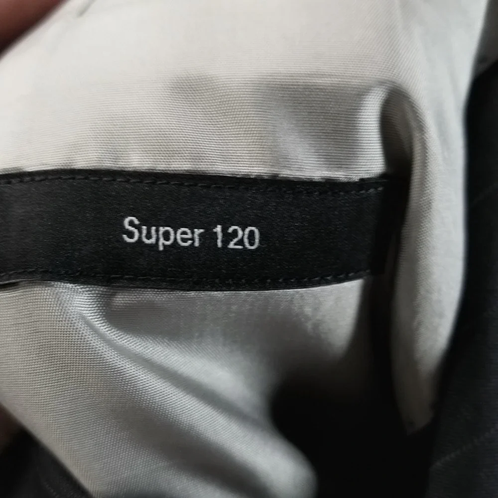Hugo Boss Blazer Mens 42R Gray Pinstripe Super 120‎ Wool Pasolini Movie